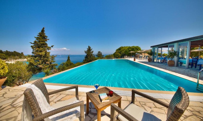 Georgoutsatika Complejo | Glyfada Beach Villas