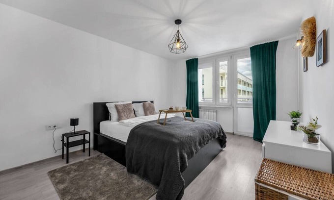 Praga Poludnie Apartamento | Goclaw Apartment - 48m2, Balcony - by Rentujemy