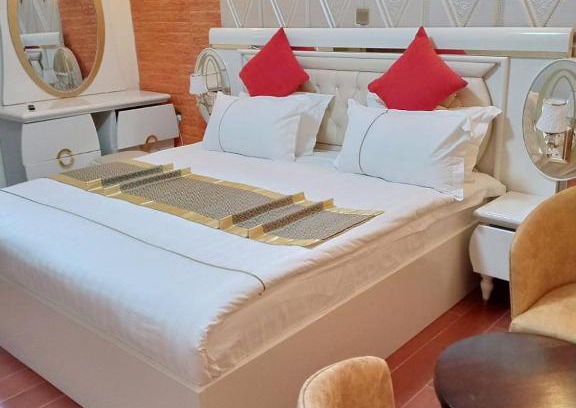 Biashara Hotel | Gold Suite Hotel