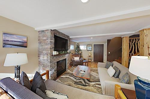 Kings Beach Casa | Golden Adventures