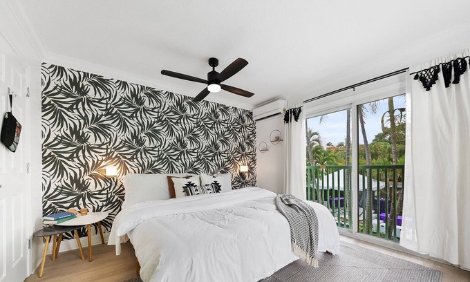 Victoria Park Casa | Golden Girls Getaway: Blanche's Suite at KarINN Unit 2