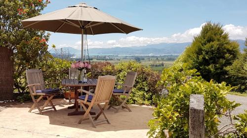 Brightwater Casa | Golden Hills Farm Cottage