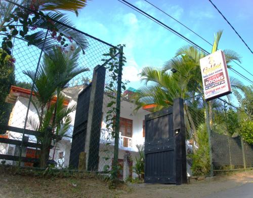 Yatinuwara Casa | Golden Holiday Home
