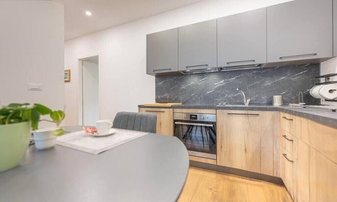 Treviso Apartamento | Golden Home