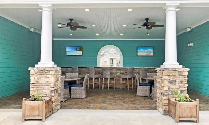 Greensboro Apartamento | Golden Magic, 7min, Self Check-In, Smart TV