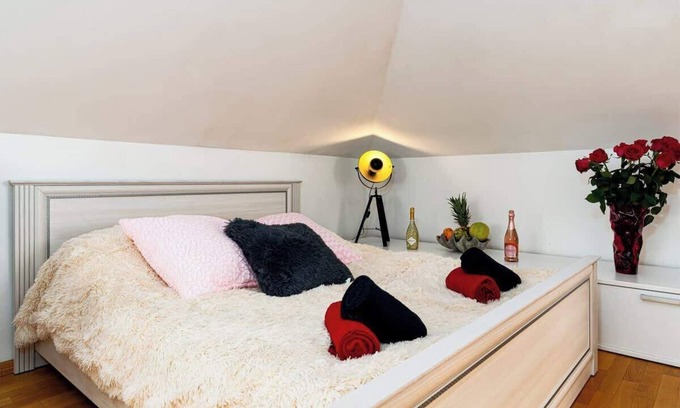 Smichov Apartamento | Golden River Apartment