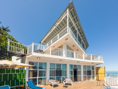 Khelvachauri Apartamento | GOLDEN SUNSET BATUMI, VILLA WITH PANORAMIC VIEW AND INFINITI POOLs