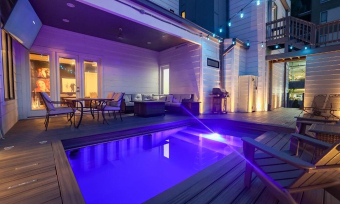 Edgehill Casa | Golden Ticket in the Gulch