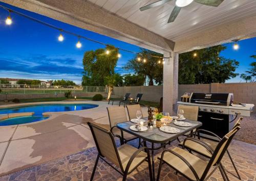 Coldwater Springs Casa | Golf Course Executive Home With Free Heated Pool!