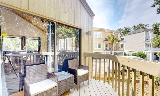 Ocean Ridge Cabaña | Golf course-front beach home with full kitchen - close to the beach