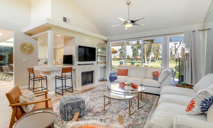 Palm Desert Apartamento | Golf Course, Pool Access Palm Desert Condo!