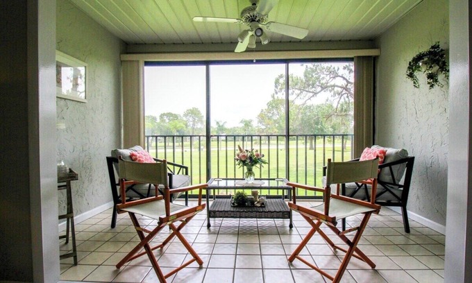 Braden River Condominio | Golf course views - 2/2 condo - Palm Aire Paradise