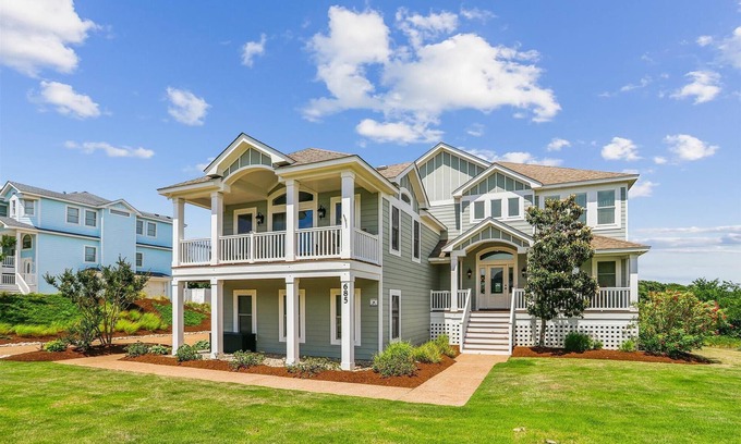 Corolla Casa | Golf Front, Premium construido con piscina, jacuzzi, sala de juegos, sala de teatro. Mascota amigable