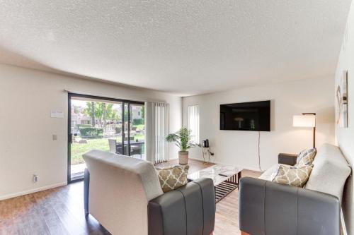 Cathedral City Apartamento | Golf, Hike and Relax Cathedral City Condo