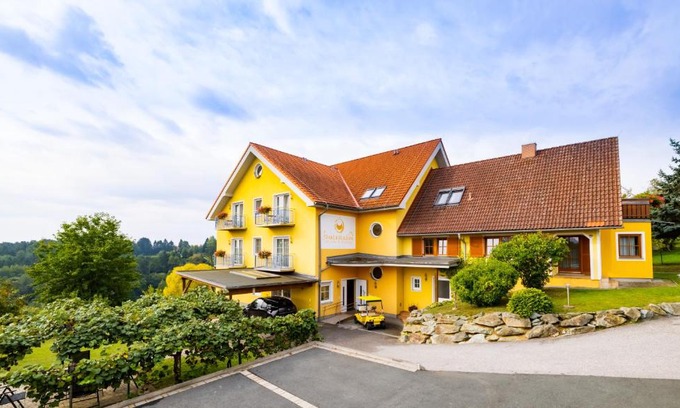 Burgauberg-Neudauberg Casa | Golf & Thermenland Sonnenpension Frühstückshotel Burgauberg Stegersbach