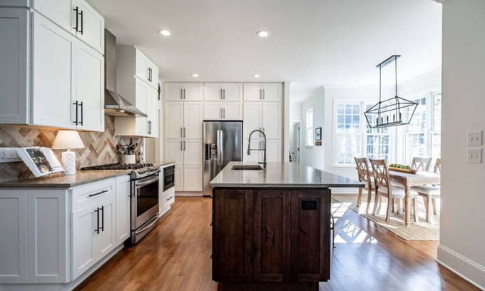 Wake Forest Casa | Golf Views and Family Barbecues