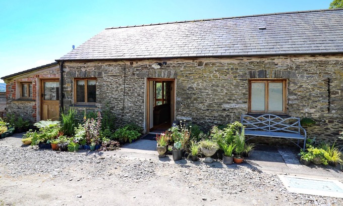Llanwrda Cabaña | GOLWG LAS, romantic in Lampeter