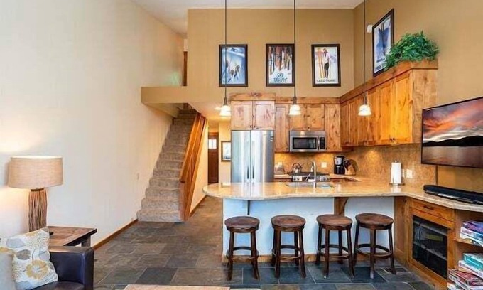 Truckee Condominio | Gondola Lookout in Northstar
