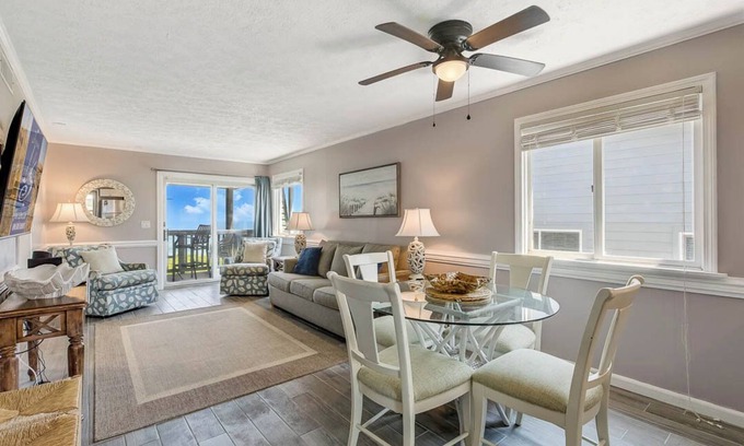Kill Devil Hills Casa | Gone Coastal | Oceanfront | Community Pool