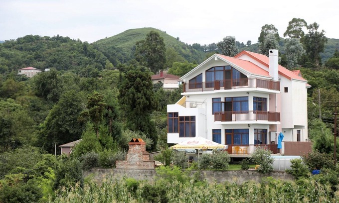Khelvachauri Villa | Gonio Hills, Villa entera entre Batumi y Gonio