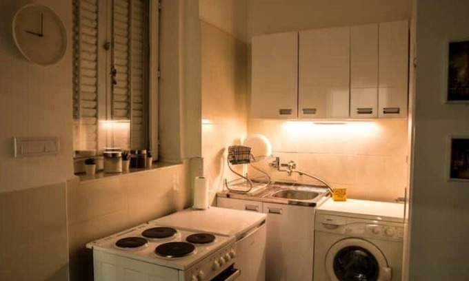 Sarajevska Apartamento | Good located, Quiet & Cozy apartment - perfect for two people!
