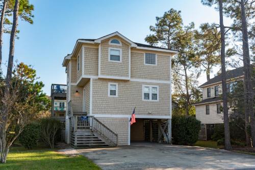 Corolla Light Casa | Good Sun-Sations