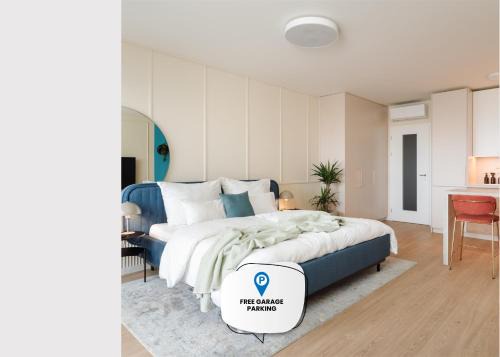 Prague 13 Apartamento | Good Vibe Studio near Metro - Garage, Air-Conditioning, Vinyl player