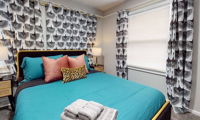 Warren Casa | Good Vibes in Warren 2BR/1BTH