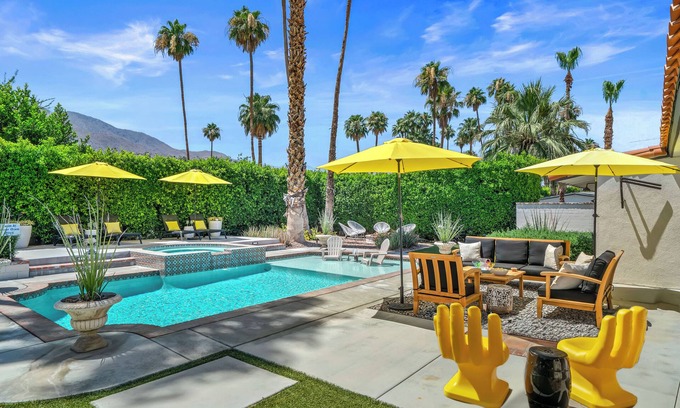 Warm Sands Casa | Good Vibes Only – Historic Spanish Hacienda with Pool, Spa, Fire Pit & Mountain Views