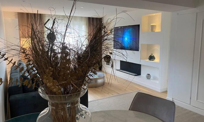 Cronenbourg Est Apartamento | Gorgeous 1-bedroom apartment 80 sqmeters