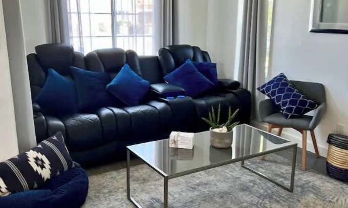 South Gate Casa | Gorgeous 2 bedroom 2 bath Near SoFI