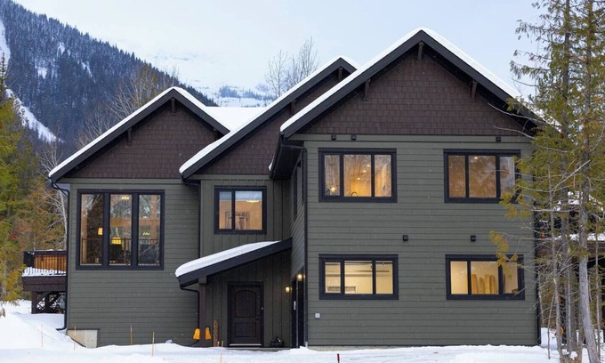 East Kootenay Chalet De Esquí | 2 Bedroom with Private Hot Tub