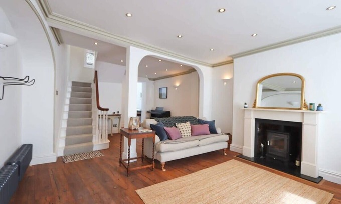Clifton Casa | Gorgeous 3 Bedroom Town House In Clifton, Bristol