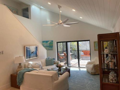 The Dunes Casa | Gorgeous 3 Bedroom Home in the Dunes Sleeps 8
