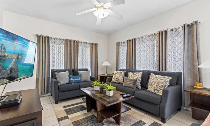 Kissimmee Casa | Gorgeous 4 bdrm Resort Townhome