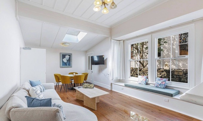 Mount Eden Casa | Gorgeous 4BR Mt Eden Retreat Villa