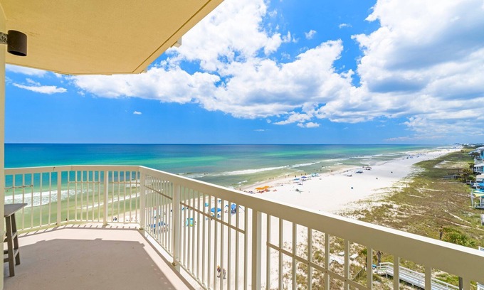 Miramar Beach Condominio | Precioso 6 º piso 3 dormitorios con vistas magníficas. Familia perfecta escapada!