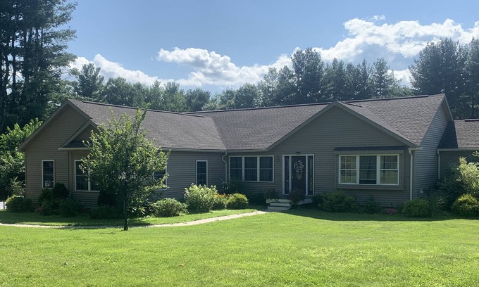Spencer Casa | Gorgeous and spacious home