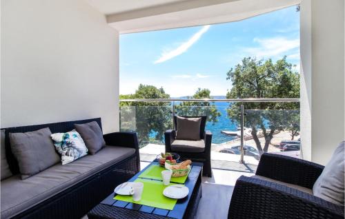 Povile Apartamento | Gorgeous Apartment In Povile With Wifi