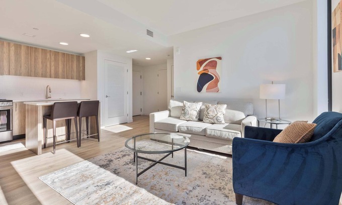 West Fens Apartamento | Gorgeous Apt with Kitchen
