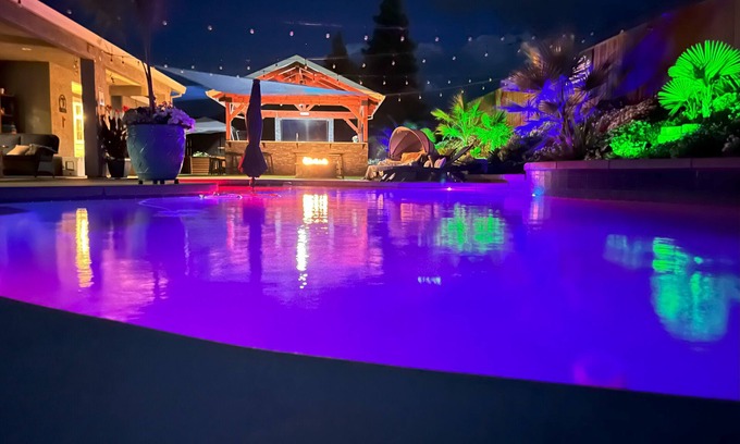 Redding Casa | Gorgeous backyard oasis with all of the comforts of home, the W has it all!