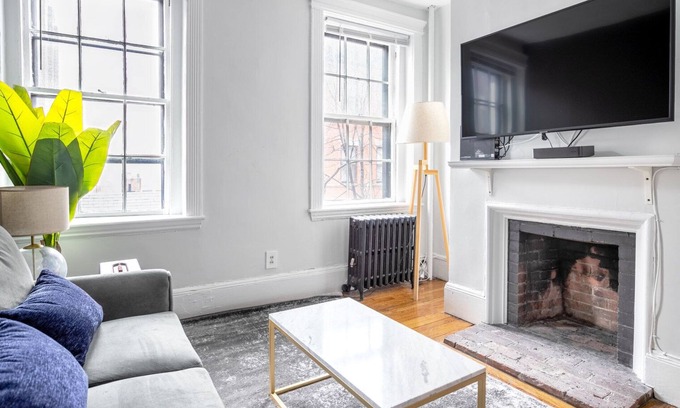 Beacon Hill Apartamento | Gorgeous Beacon Hill 1BR near MA State House