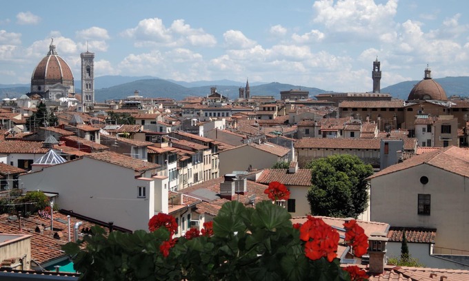 Santa Maria Novella Apartamento | Precioso apartamento con vistas a la ciudad en el centro histórico Wi-FI
