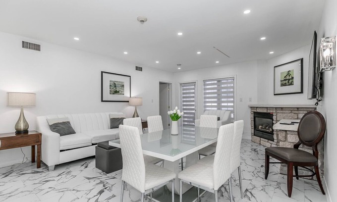 Oro-Medonte Condominio | Gorgeous getaway spot!!!