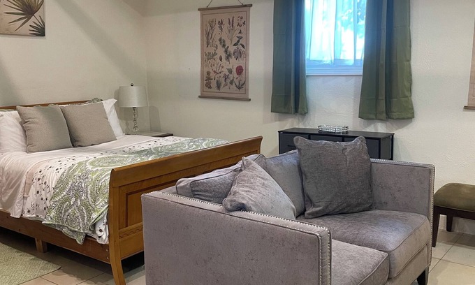 Van Nuys Apartamento | Verde magnífico Pensión