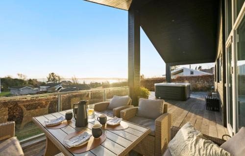 Nibe Casa | Gorgeous Home In Nibe With Wifi