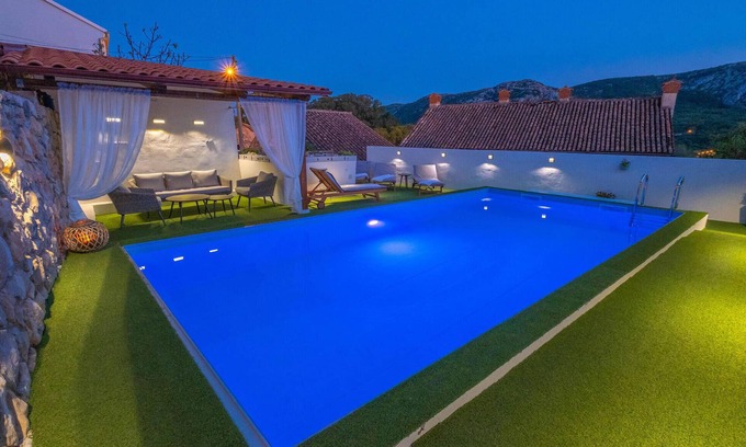 Tribalj Casa | Preciosa casa en Tribalj con cocina