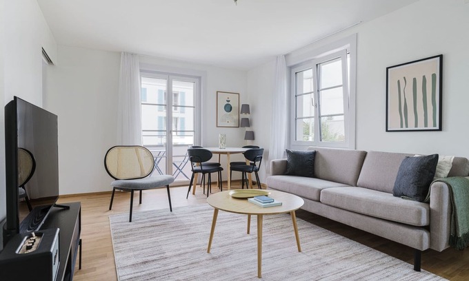 Horgen District Apartamento | Gorgeous Horgen 3BR, 2 min to Train Station, by Blueground