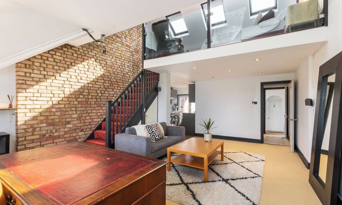 Streatham Hill Apartamento | Gorgeous light loft apartment + parking