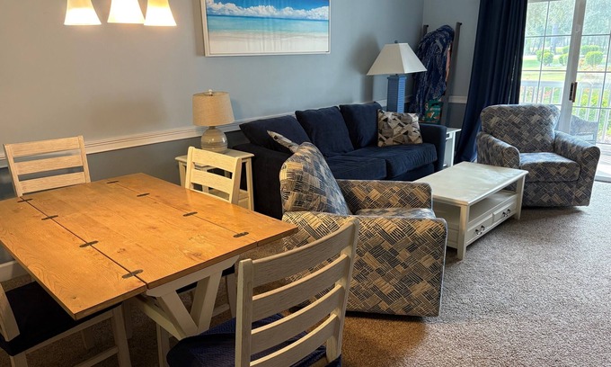 Central Myrtle Beach Condominio | Gorgeous Pet Friendly First Floor Condo in Myrtlewood Villas
